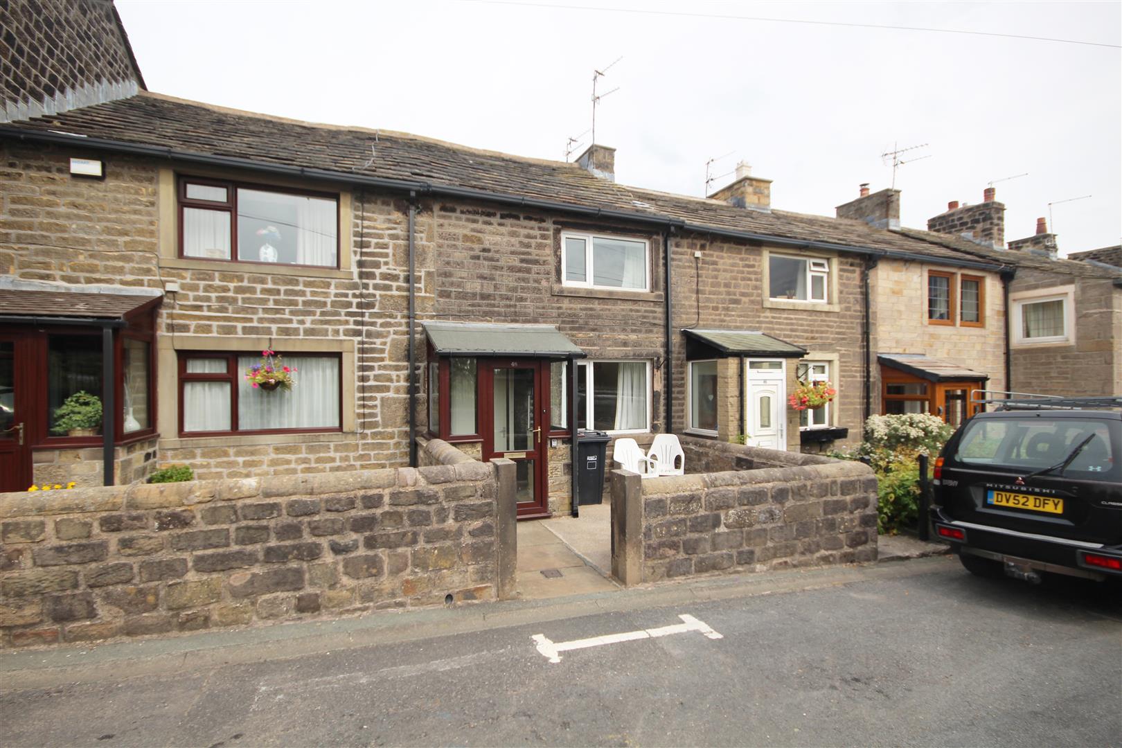 2 bedroom mid terrace house To Let in Laneshawbridge - IMG_8440.jpg